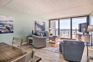 Beach Views Golden Sands Condo in Ocean City!