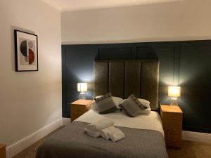 Double Room with Side Sea View room in Membly Hall Hotel