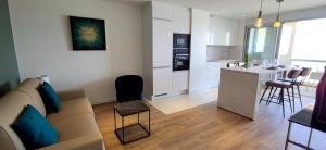 Belle Vue Mer Canet Plage accès piscine couverte et chauffée