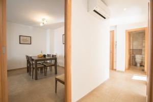 Apt Costa Dorada 1 by MarCalma