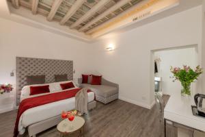 Quadruple Room room in Hotel Navona
