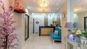 Baymont Suites & Residences - Hotel, Manila