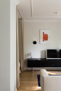 Design Studio Apartment with Balcony by Domvia