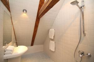 Tallinn City Apartments 2 bedroom & 2 bathroom luxury property with balcony in Old Town