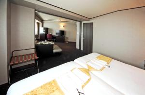 Hotel Sunplaza Osaka Sakai Annex