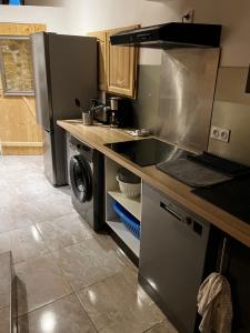 APPARTEMENT CAROMB proche Mont VENTOUX avec clim