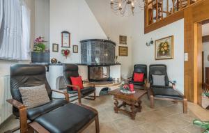 Villa Vallis Aurea for max 10 Persons with pool Kukci PoreÄ