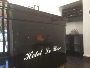 Hotel Le Rose - 弗拉斯卡蒂