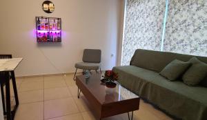 Folitsa a Lovely central House