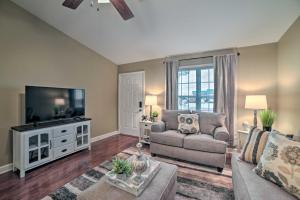 Quaint Family Home Near Downtown Murray and MSU