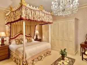  Superior King Room with Garden View room in Beryl Country House