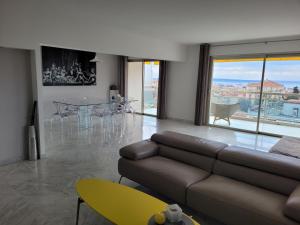 CANNES Superbe appartement vue mer panoramique