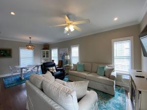 Purple Parrot 9C By Pkrm