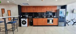 Accommodation Front - Cosy 2 Sleeper with Exquisite Harbour Views