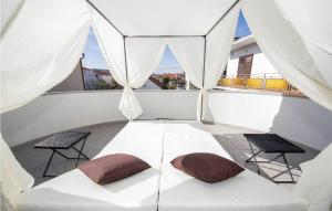 3 Bedroom Amazing Home In Vodice
