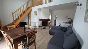 agréable maison de famille sur gîte echarou - Lapalme