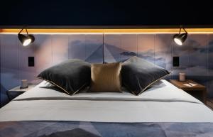 Signature Room Sunset room in Boutique Hotel Glacier