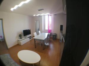 Appartements Le Cerisier : photos des chambres