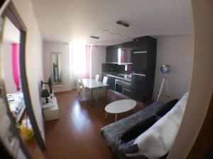 Appartements Le Cerisier : photos des chambres