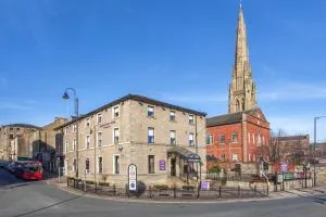 The Imperial Crown Hotel - Галіфакс