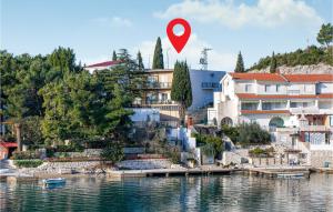 2 Bedroom Lovely Apartment In Klek - 3hvězdičkové hotely ve městě Klek