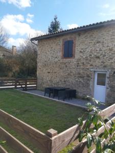 Maisons de vacances Beautiful 2 bed cottage with swimming pool : photos des chambres