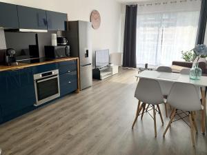 Le Myanmar - Hyper Centre - Parking - 4p