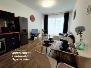 Le Myanmar - Hyper Centre - Parking - 4p