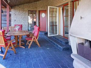 5 person holiday home in Mörbylånga-By Traum