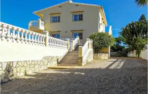 Pet Friendly Home In La Font Den Carros - La Font d'en Carròs