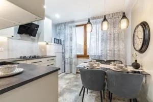 Apartments Letná, AC & garage 89m2 and 44m2 - 科希策