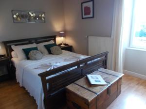 B&B / Chambres d'hotes Le Clos des Palmiers : Chambre Double - Vue sur Jardin