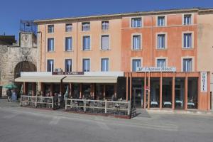 Hotels L'Aptois Hotel : photos des chambres