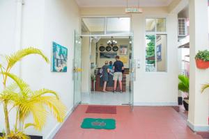 Airport Transit Lodges