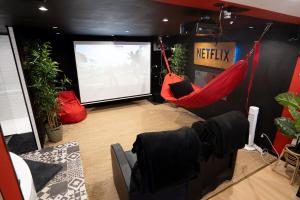 Appartements Capsule movie avec Balneo home cinema playstation 5 : photos des chambres