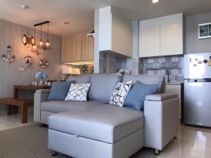 Energy Hua-Hin by Sam Bai Thao