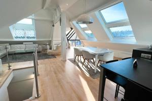 Appartements Paris Plage Vacances - Sublime loft en plein coeur du centre ville : photos des chambres