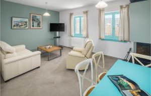 4 Bedroom Gorgeous Home In Boljun