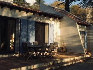 Maisons de vacances La maison de Mado et sa cabane dans les arbres : photos des chambres