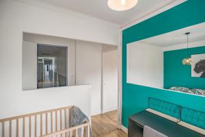 Appartements Happy House - Centre Ville - Parking Gratuit : photos des chambres