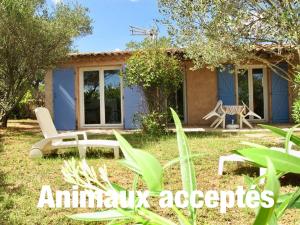Maisons de vacances Location, piscine, jardin cloture, animaux acceptes, parking, wifi : photos des chambres