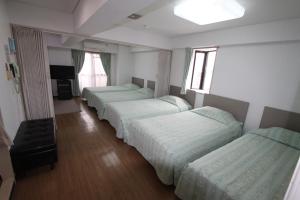 Weekly Green In Namba