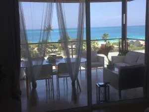 Modern Loft ,eagle Beach ,oasis Condo - Eagle Beach