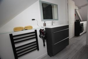 DU SEL A LA VIE, grand studio entre marais et océan