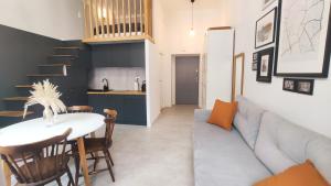 Starowislna 43 by Homeprime