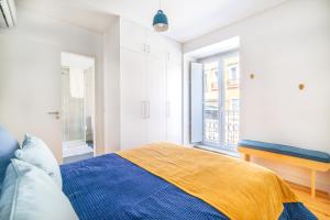 Blue by the River 2 - elegant two-bedroom in Santos