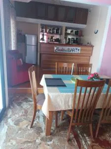 SkylineInn Hotel - Bois Chéri