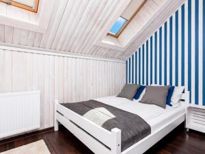 Kompleks Wypoczynkowy Pomerania z podgrzewanym basenem 30 metrów do morza