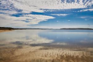 apart@CostaSantoAndré Beach