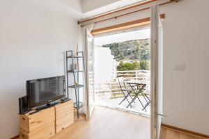 Spacious Beach Flat in Costa Caparica by Soulplaces